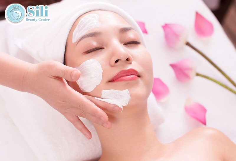 spa trị mụn hiệu quả